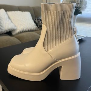 Ivory beige boots